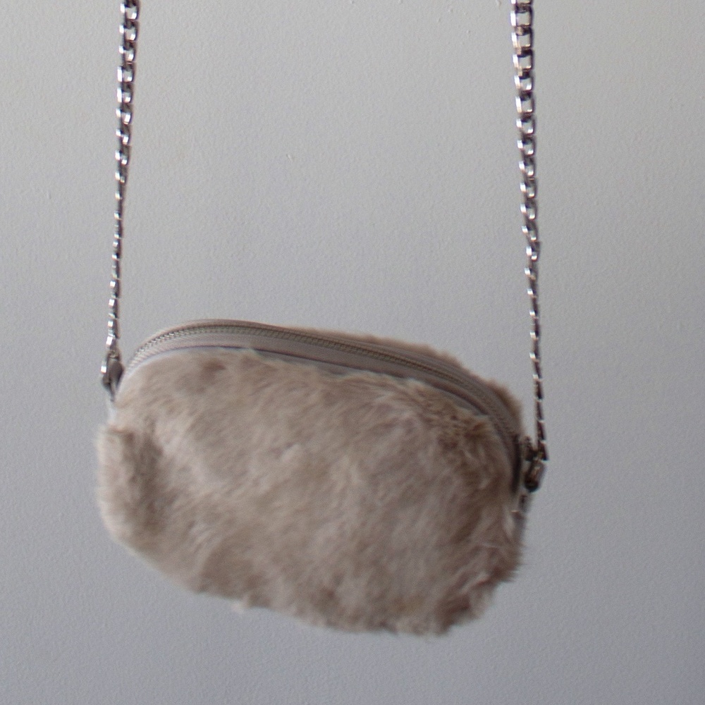 FAUX FUR POUCH